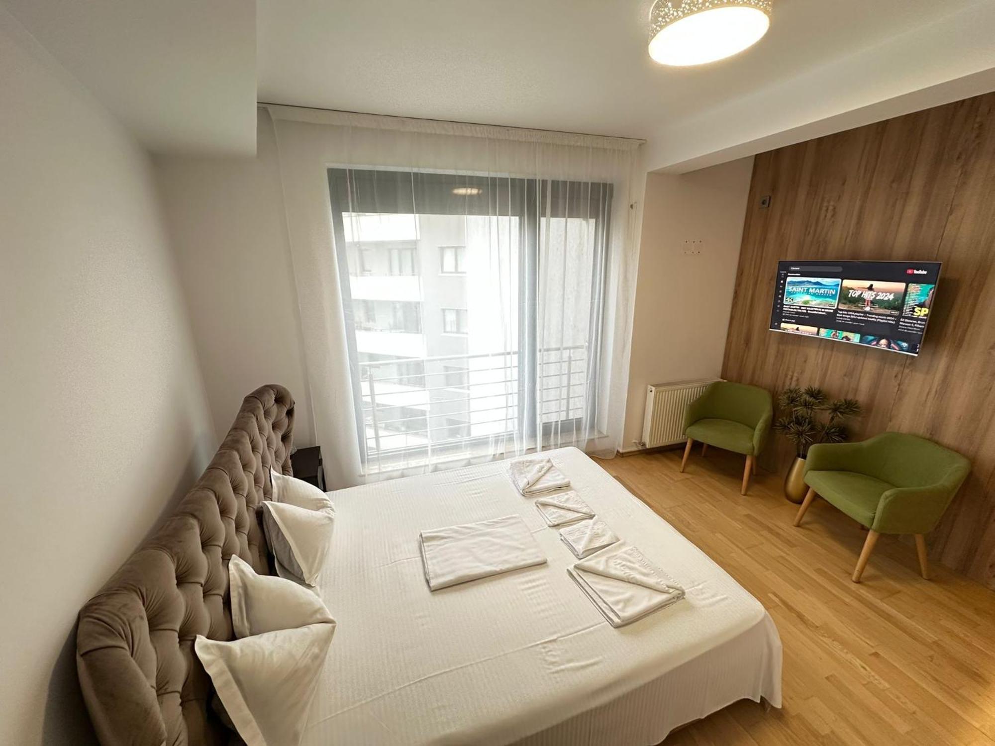 Centru Unirii Luxury Vip Palmier Apartament 2 Camere Cu Terasa Exterioara Amenajata ! Parcare Subterana Privata Climatizata Si Supravegheata Video Dar Doar Cu Rezervare In Limita Locurilor Disponibile !Proprietate In Regim Hoteliep - Nu Are Bucatarie Bükreş Dış mekan fotoğraf