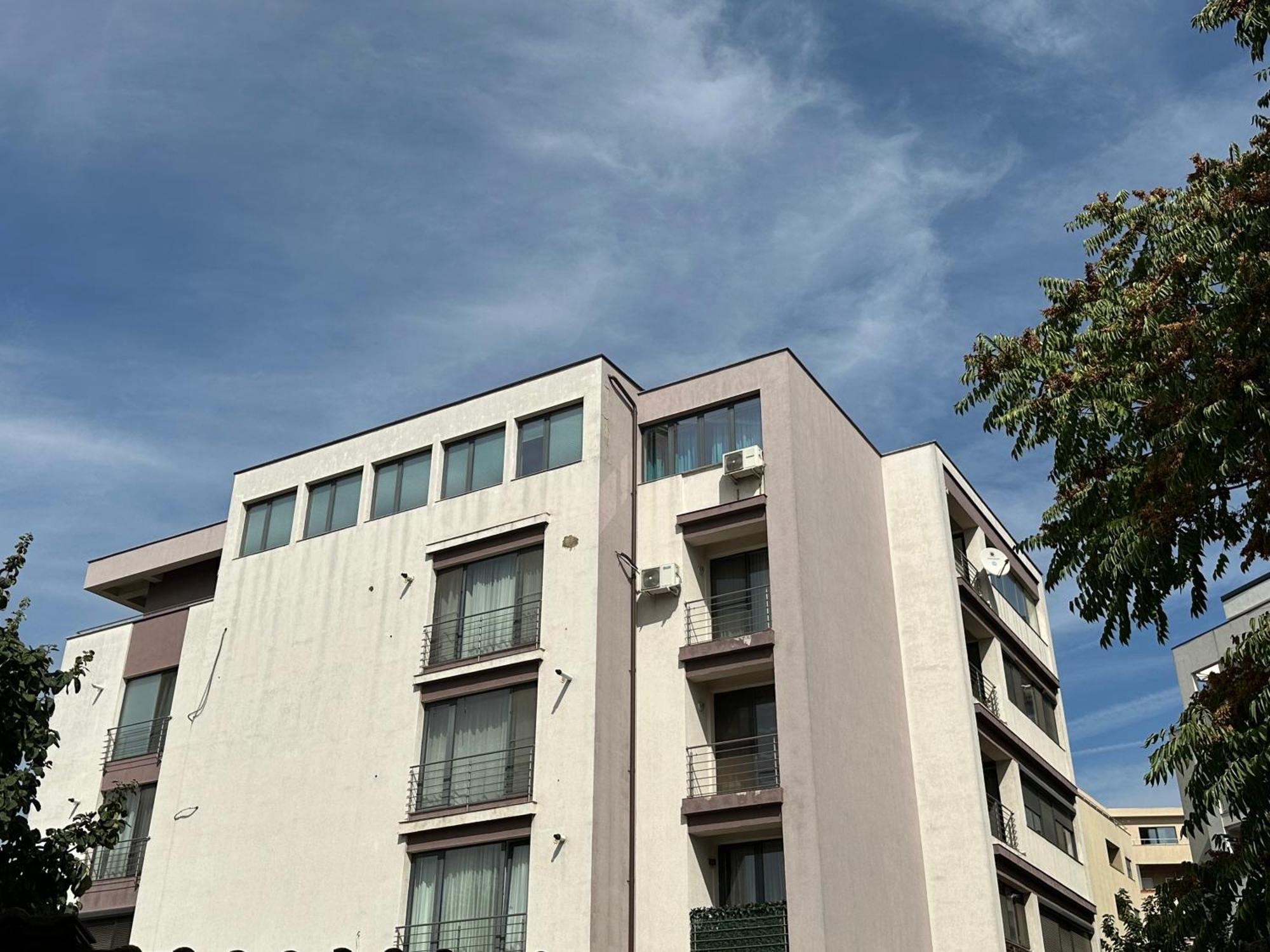 Centru Unirii Luxury Vip Palmier Apartament 2 Camere Cu Terasa Exterioara Amenajata ! Parcare Subterana Privata Climatizata Si Supravegheata Video Dar Doar Cu Rezervare In Limita Locurilor Disponibile !Proprietate In Regim Hoteliep - Nu Are Bucatarie Bükreş Dış mekan fotoğraf